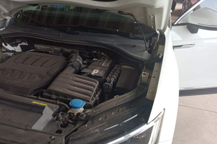 Used Volkswagen Tayron 2023 330TSI Two-Wheel-Drive Luxury Plus Advanced Version Engine Bay Left