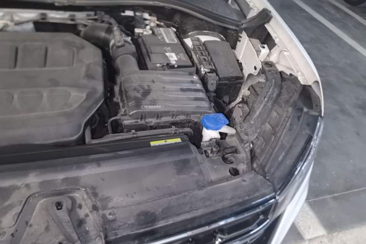 Used Volkswagen Tayron 2023 330TSI Two-Wheel-Drive Luxury Plus Advanced Version Engine Bay Left