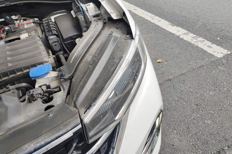 Used Volkswagen Tayron 2023 380TSI Four-Wheel Drive R-Line High-Energy Version Engine Bay Left