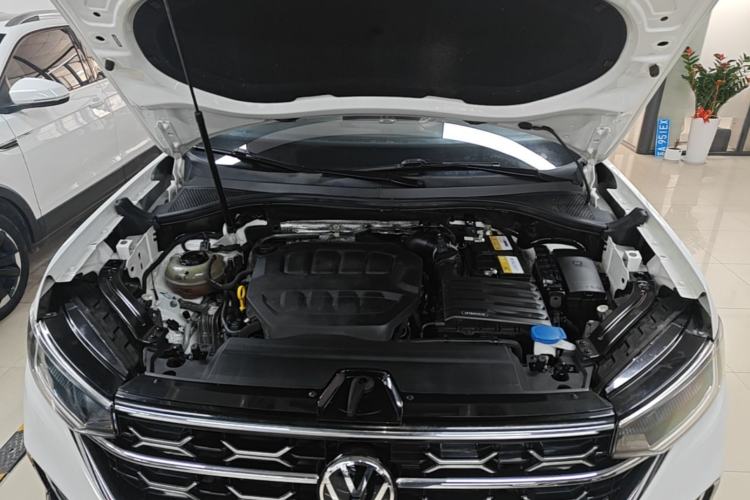 Used Volkswagen Tayron 2023 330TSI Two-Wheel-Drive Luxury Plus Advanced Version Engine Bay