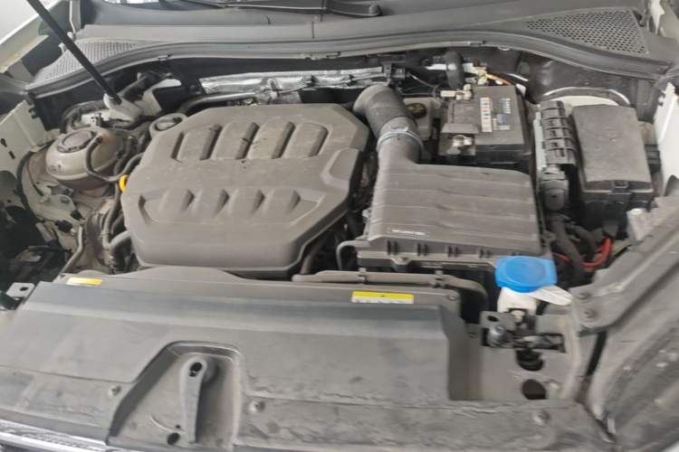 Used Volkswagen Tayron 2023 Revised Version 380TSI All-Wheel Drive R-Line High-Energy Edition Engine Bay