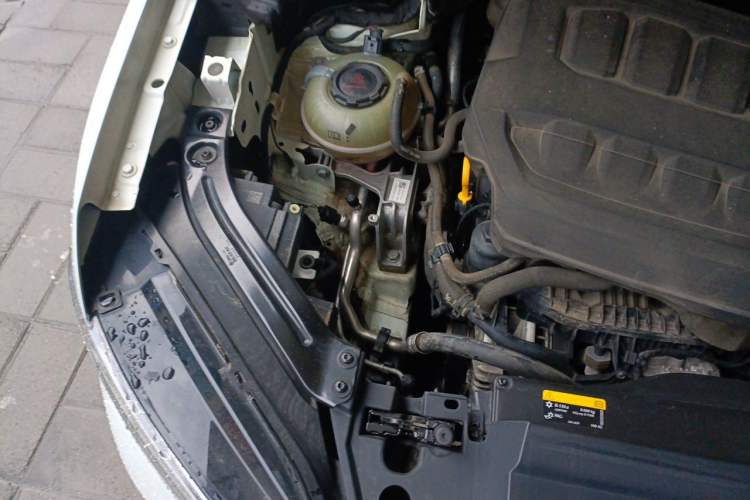Used Volkswagen Tayron 2023 330TSI Two-Wheel-Drive R-Line High-Energy Version Engine Bay Right
