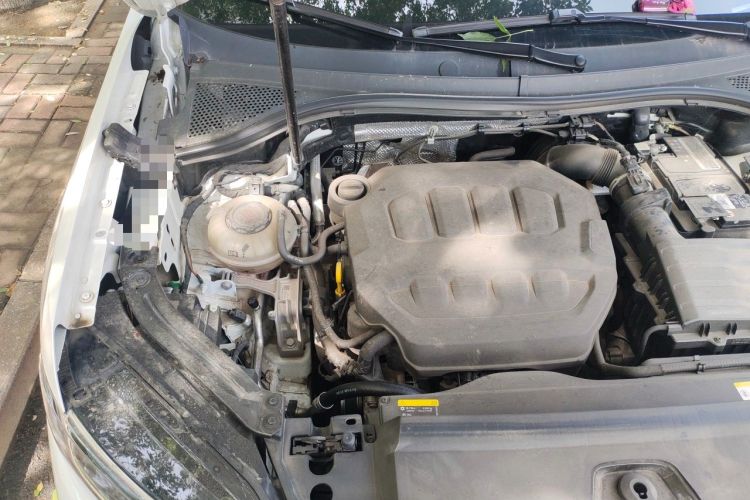 Used Volkswagen Tayron 2023 330TSI Two-Wheel-Drive R-Line High-Energy Version Engine Bay Right