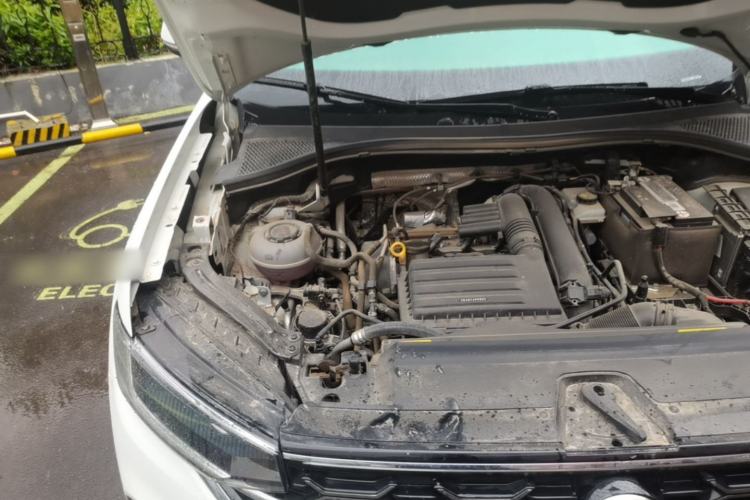 Used Volkswagen Tayron 2023 280TSI Two-Wheel-Drive Luxury Plus Advanced Version Engine Bay Right