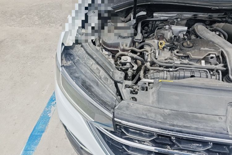 Used Volkswagen Tayron 2023 300TSI Two-Wheel-Drive Luxury Plus Advanced Edition Engine Bay Right