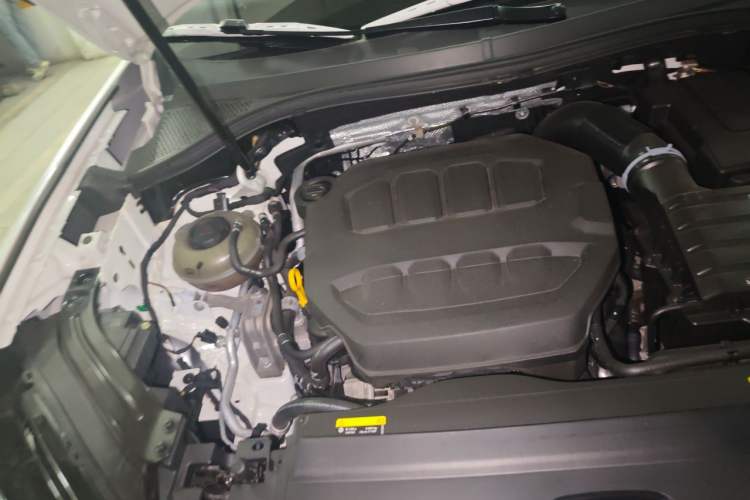 Used Volkswagen Tayron 2023 Revised Version 380TSI All-Wheel Drive R-Line Pro Smart Edition Engine Bay Right