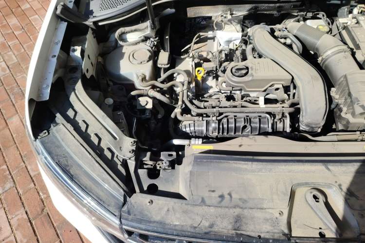 Used Volkswagen Tayron 2023 300TSI Two-Wheel-Drive Luxury Plus Advanced Edition Engine Bay Right