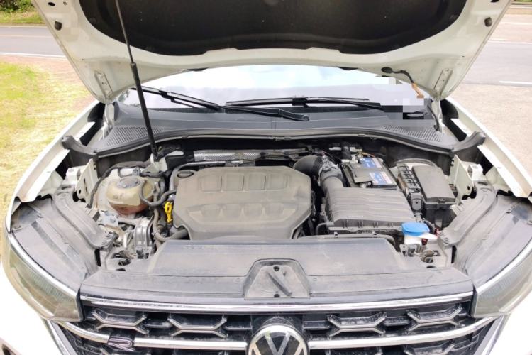 Used Volkswagen Tayron 2023 330TSI Two-Wheel-Drive R-Line High-Energy Version Engine Bay
