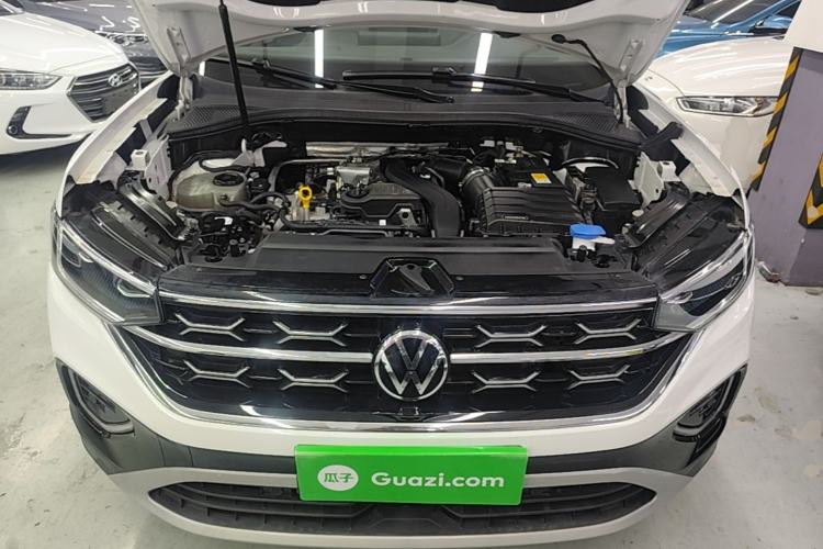 Used Volkswagen Tayron 2023 300TSI Two-Wheel-Drive Luxury Plus Advanced Edition Engine Bay