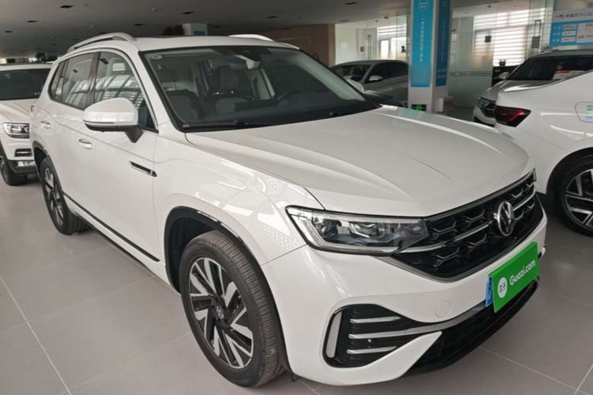 Used Volkswagen Tayron 2023 Revised Version 380TSI All-Wheel Drive R-Line High-Energy Edition Exterior 1