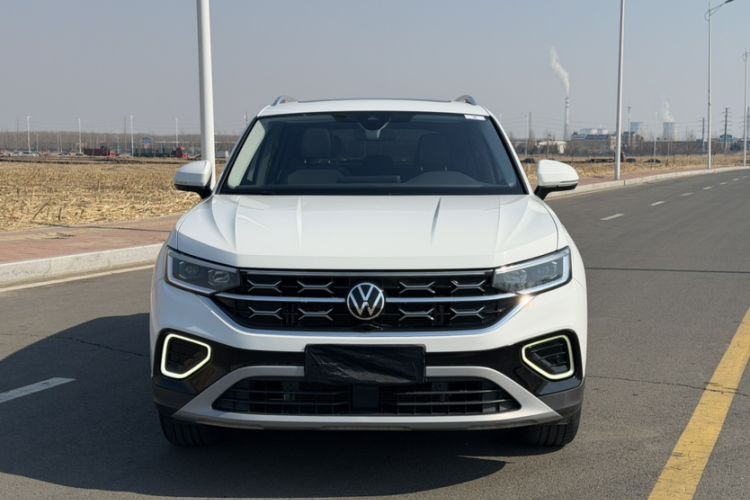 Used Volkswagen Tayron 2023 330TSI Two-Wheel-Drive Luxury Plus Advanced Version Exterior 1