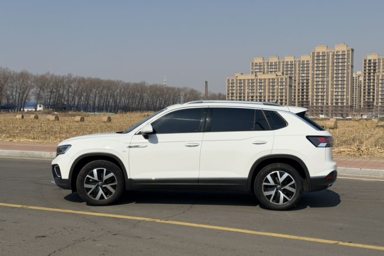 Used Volkswagen Tayron 2023 330TSI Two-Wheel-Drive Luxury Plus Advanced Version Exterior 3