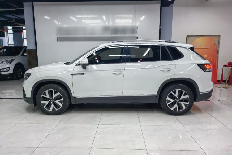 Used Volkswagen Tayron 2023 300TSI Two-Wheel-Drive Luxury Plus Advanced Edition Exterior 4