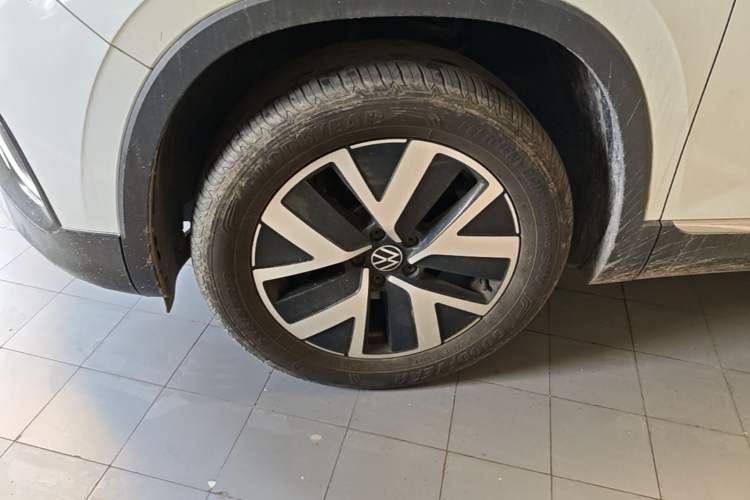 Used Volkswagen Tayron 2023 300TSI Two-Wheel-Drive Luxury Plus Advanced Edition Exterior 4