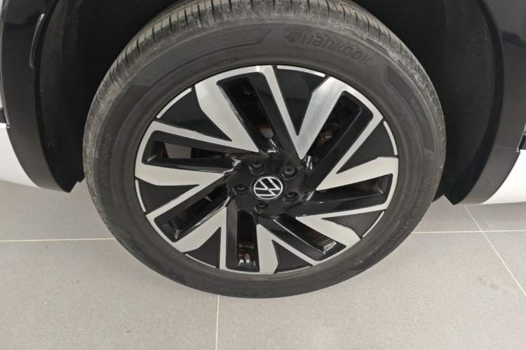 Used Volkswagen Tayron 2023 Revised Version 380TSI All-Wheel Drive R-Line High-Energy Edition Exterior 5