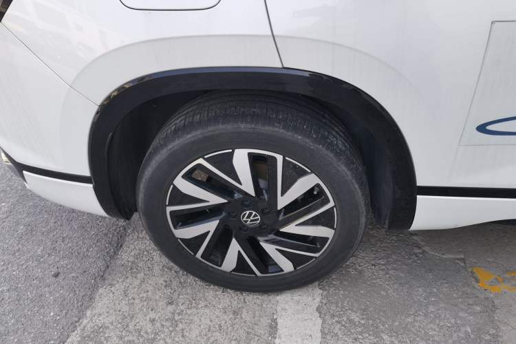 Used Volkswagen Tayron 2023 Revised Version 380TSI All-Wheel Drive R-Line High-Energy Edition Exterior 8