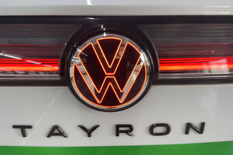 Used Volkswagen Tayron 2023 Revised Version 380TSI All-Wheel Drive R-Line High-Energy Edition Exterior 8