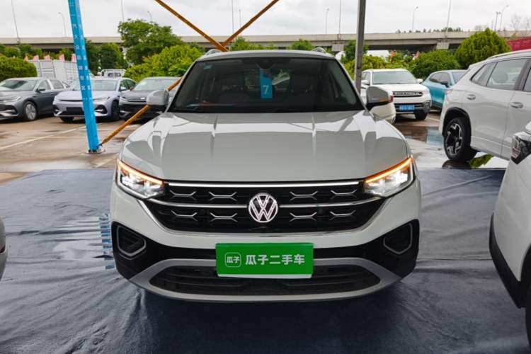 Used Volkswagen Tayron 2023 300TSI Two-Wheel-Drive Luxury Plus Advanced Edition Front