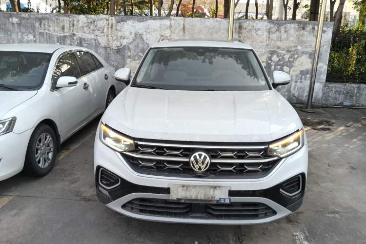 Used Volkswagen Tayron 2023 300TSI Two-Wheel-Drive Luxury Plus Advanced Edition Front