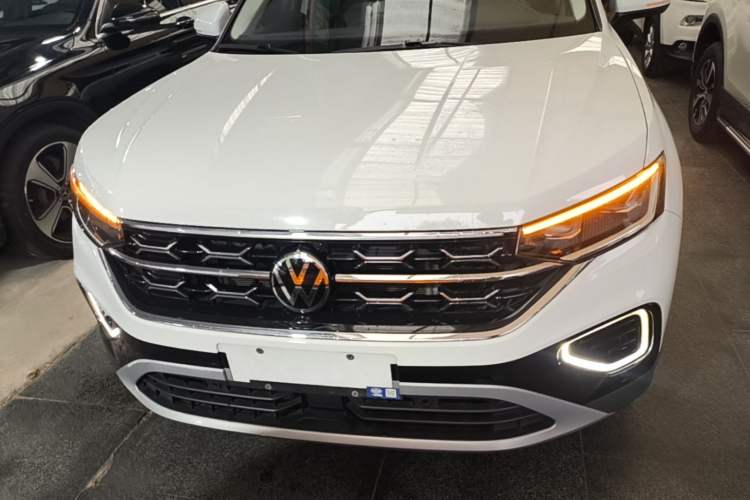 Used Volkswagen Tayron 2023 300TSI Two-Wheel-Drive Luxury Plus Advanced Edition Front