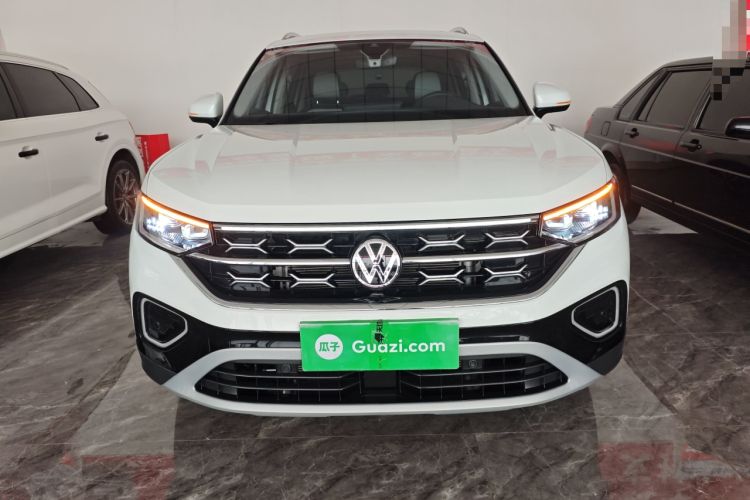 Used Volkswagen Tayron 2023 330TSI Two-Wheel-Drive Luxury Plus Advanced Version Front