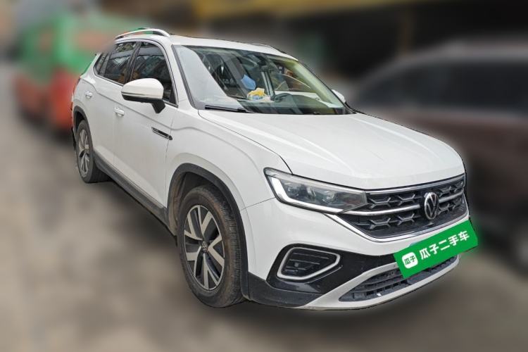 Used Volkswagen Tayron 2023 330TSI Two-Wheel-Drive Luxury Plus Advanced Version Front Right 45 Deg