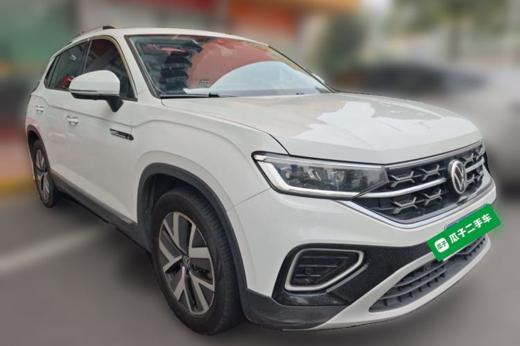 Used Volkswagen Tayron 2023 330TSI Two-Wheel-Drive Luxury Plus Advanced Version Front Right 45 Deg