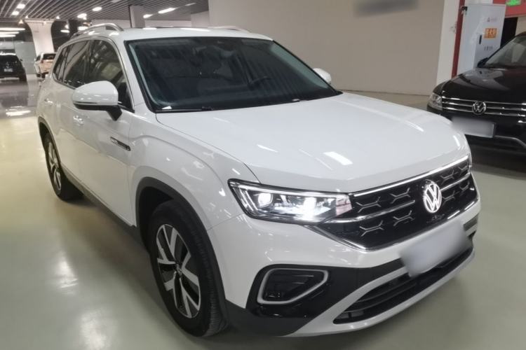 Used Volkswagen Tayron 2023 330TSI Two-Wheel-Drive Luxury Plus Advanced Version Front Right 45 Deg