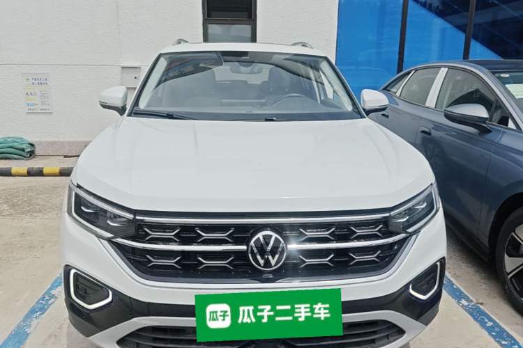 Used Volkswagen Tayron 2023 300TSI Two-Wheel-Drive Luxury Plus Advanced Edition Front