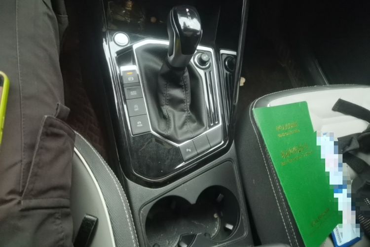 Used Volkswagen Tayron 2023 280TSI Two-Wheel-Drive Luxury Plus Advanced Version Gear Lever