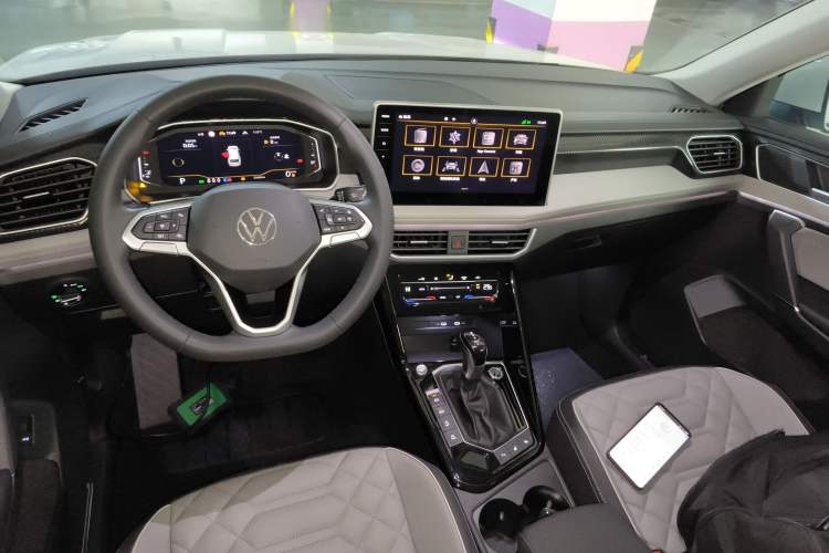 Used Volkswagen Tayron 2023 280TSI Two-Wheel-Drive Luxury Plus Advanced Version Gear Lever