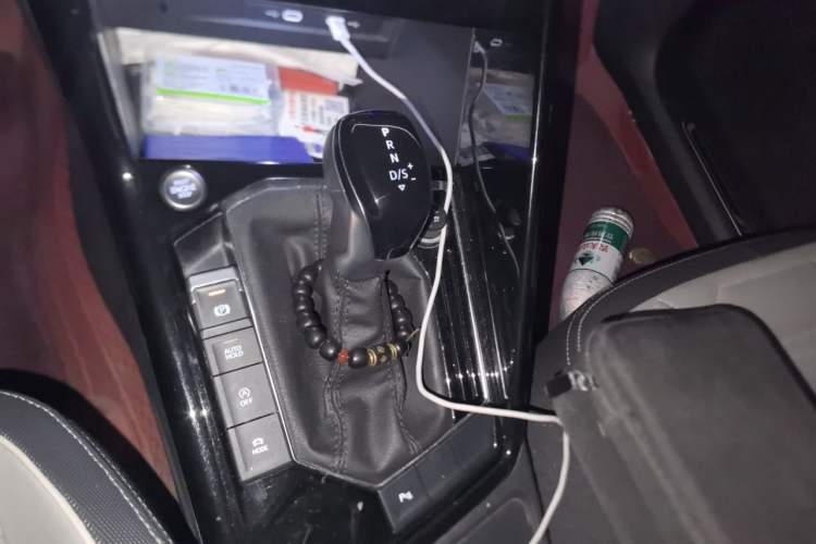 Used Volkswagen Tayron 2023 330TSI Two-Wheel-Drive Luxury Plus Advanced Version Gear Lever