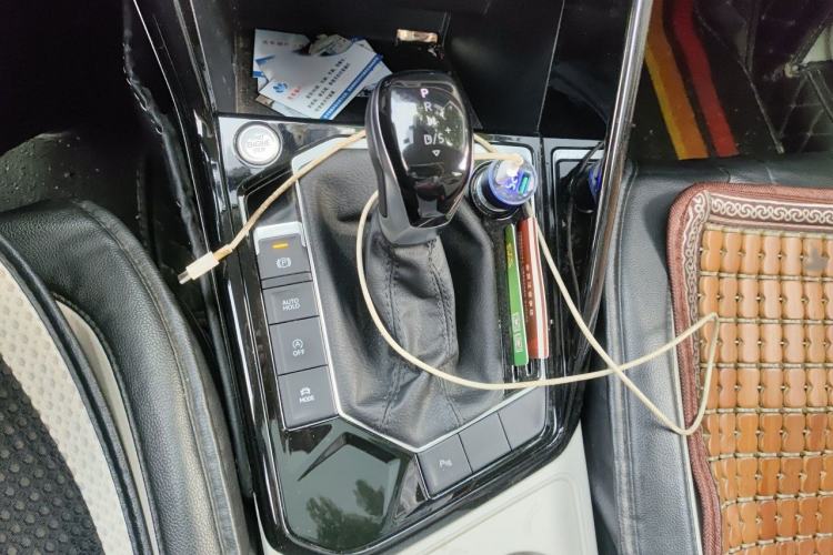 Used Volkswagen Tayron 2023 280TSI Two-Wheel-Drive Luxury Plus Advanced Version Gear Lever