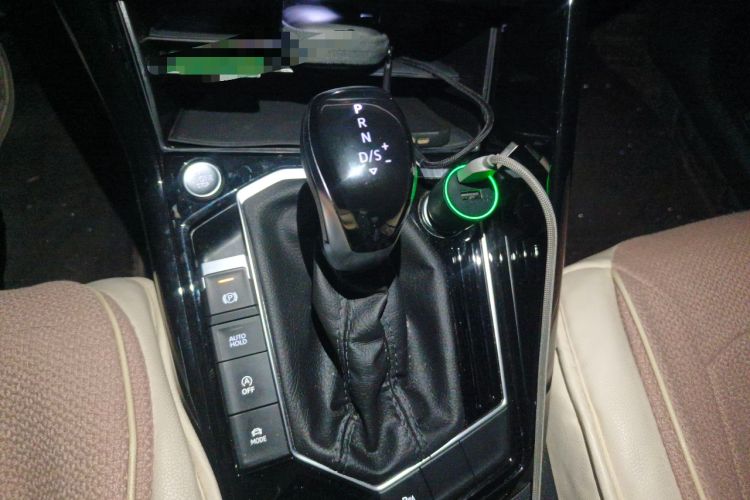 Used Volkswagen Tayron 2023 280TSI Two-Wheel-Drive Luxury Plus Advanced Version Gear Lever