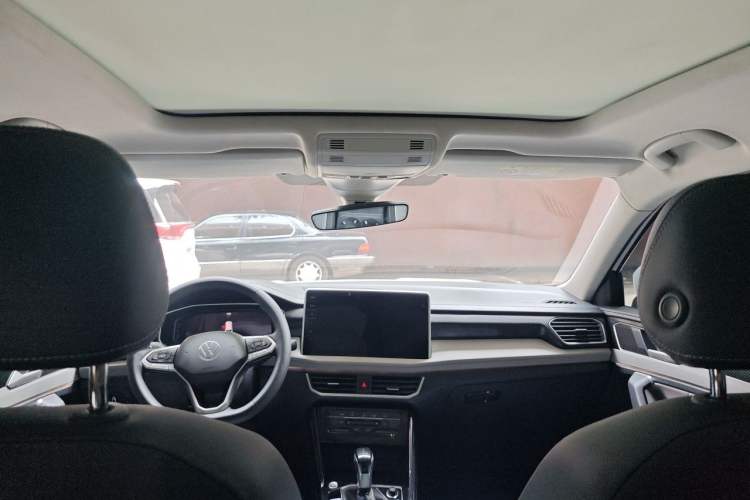 Used Volkswagen Tayron 2023 280TSI Two-Wheel-Drive Luxury Plus Advanced Version Headliner