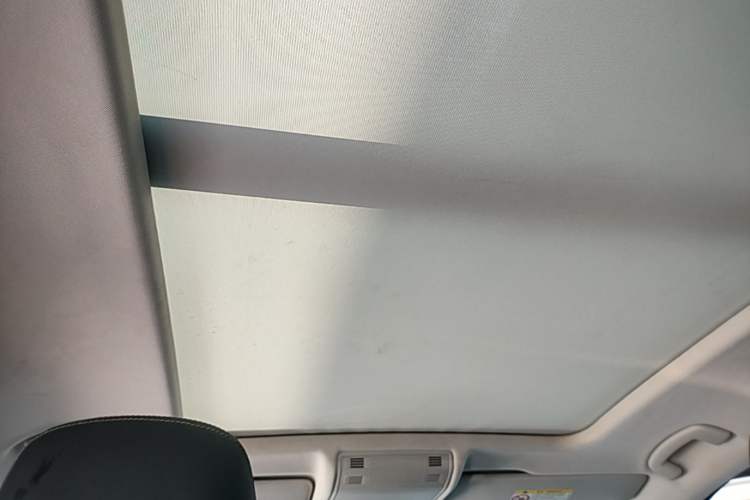 Used Volkswagen Tayron 2023 300TSI Two-Wheel-Drive Luxury Plus Advanced Edition Headliner