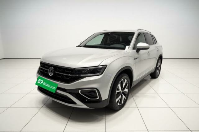 Ojetý Volkswagen Tayron 2023 330TSI Two-Wheel-Drive Luxury Plus Advanced Version