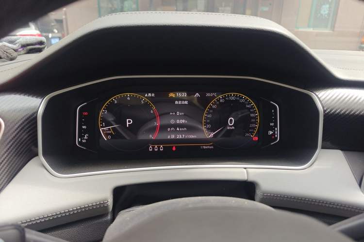 Used Volkswagen Tayron 2023 300TSI Two-Wheel-Drive Luxury Plus Advanced Edition Instrument Cluster