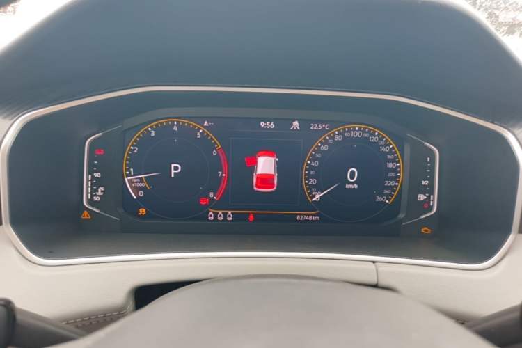 Used Volkswagen Tayron 2023 300TSI Two-Wheel-Drive Luxury Plus Advanced Edition Instrument Cluster
