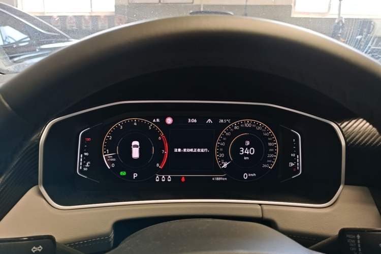 Used Volkswagen Tayron 2023 300TSI Two-Wheel-Drive Luxury Plus Advanced Edition Instrument Cluster