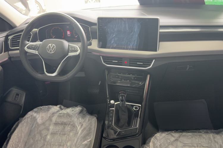 Used Volkswagen Tayron 2023 300TSI Two-Wheel-Drive Luxury Plus Advanced Edition Interior 5