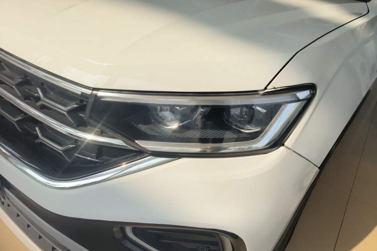 Used Volkswagen Tayron 2023 300TSI Two-Wheel-Drive Luxury Plus Advanced Edition Left Front Headlight