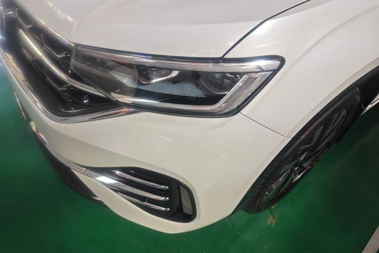 Used Volkswagen Tayron 2023 330TSI Two-Wheel-Drive R-Line High-Energy Version Left Front Headlight