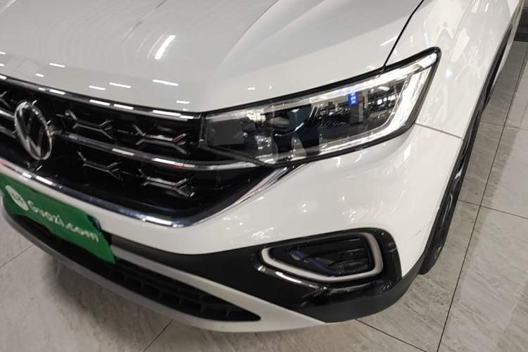 Used Volkswagen Tayron 2023 330TSI Two-Wheel-Drive Luxury Plus Advanced Version Left Front Headlight