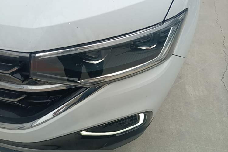 Used Volkswagen Tayron 2023 300TSI Two-Wheel-Drive Luxury Plus Advanced Edition Left Front Headlight