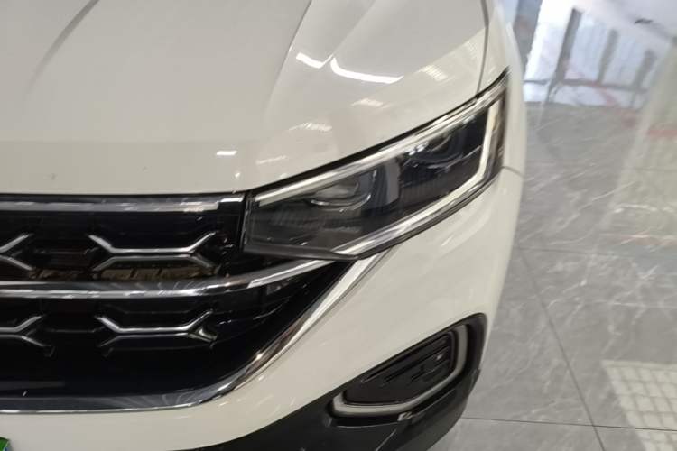 Used Volkswagen Tayron 2023 330TSI Two-Wheel-Drive Luxury Plus Advanced Version Left Front Headlight