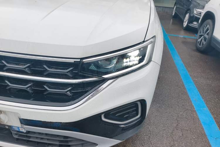 Used Volkswagen Tayron 2023 300TSI Two-Wheel-Drive Luxury Plus Advanced Edition Left Front Headlight