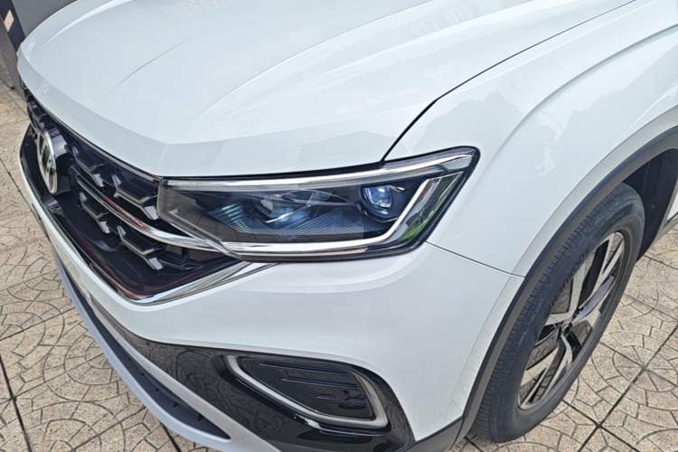 Used Volkswagen Tayron 2023 330TSI Two-Wheel-Drive Luxury Plus Advanced Version Left Front Headlight