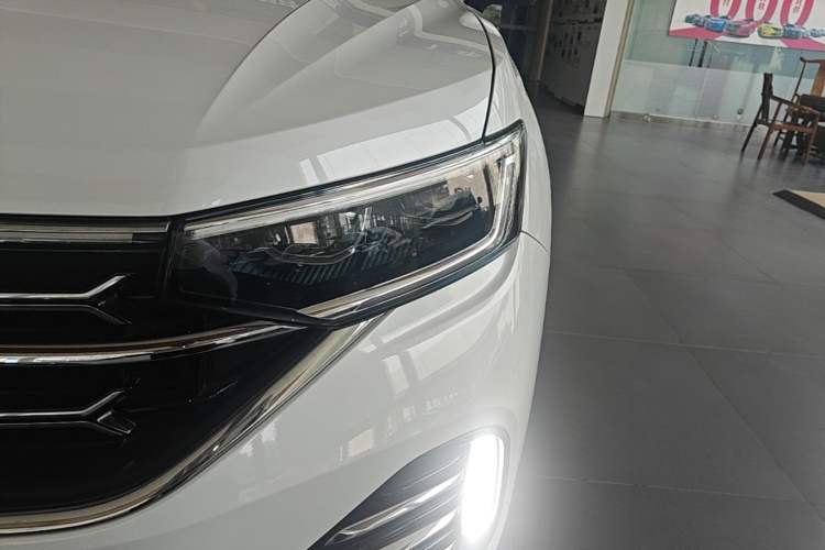 Used Volkswagen Tayron 2023 Revised Version 380TSI All-Wheel Drive R-Line High-Energy Edition Left Front Headlight