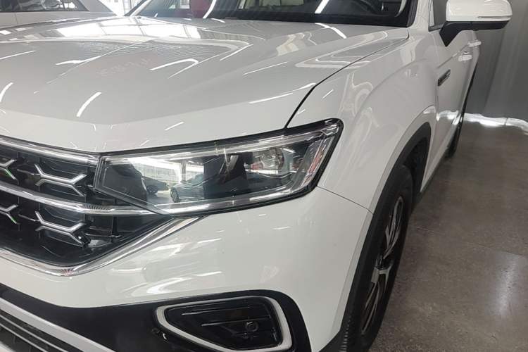 Used Volkswagen Tayron 2023 300TSI Two-Wheel-Drive Luxury Plus Advanced Edition Left Front Headlight
